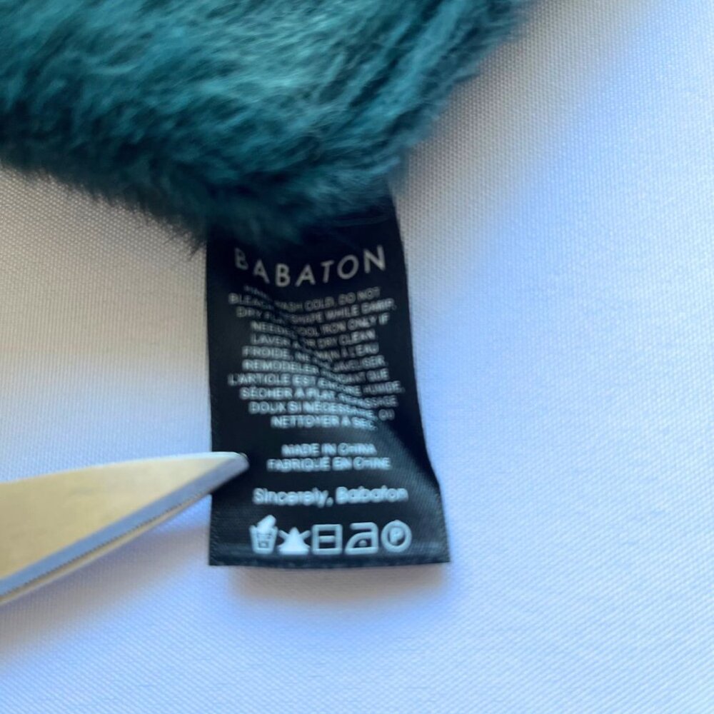 ARITZIA BABATON FUZZY KNIT DRESS IN EMERALD GREEN ARTICLE 80071 - XS - Picture 8 of 9